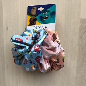 Disney Pixar Alien Remix Scrunchy Set